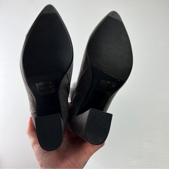 Azura Bootie Womens size 6 Janesa Grey Ankle Boots Faux Fur Micro Suede - Picture 13 of 13